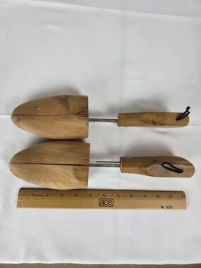 Men's Wooden Shoe Trees - Natural Wood Finish